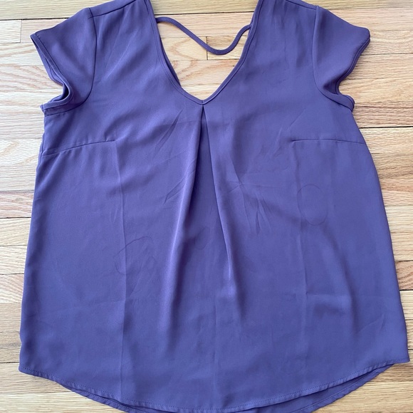 Cute purple blouse - Picture 1 of 3